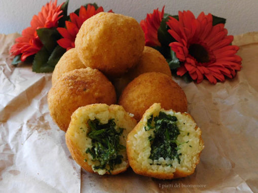 Picture of ARANCINE WITH SPINACH AND MOZZARELLA GR210